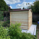 Abri 6,16m² en bois massif 28mm avec toiture en plaques ondulées HABRITA