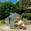 Mini-serre Merlin 0,83m² en alu anodisé et PC 4mm – fondation en acier – Vitavia