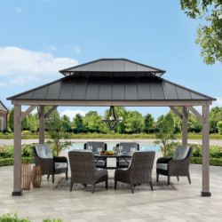 Tonnelle de jardin Risy 390x450cm en bois massif gris et toit en acier noir - Sunjoy