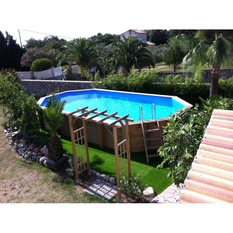 Piscine bois octogonale allongée 400x610cm AZURA toute équipée UBBINK
