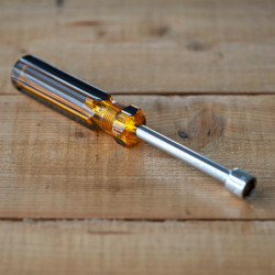 Clé à tube 10mm pour serres Juliana