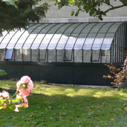 Serre adossée Harmonie Chambord sur embase 2,8x5,3m en verre trempé - Lams