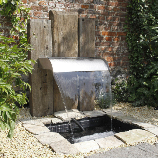 Lame d'eau Nevada Led 30 en inox 304 30x33xH.13cm pour bassin de jardin - Ubbink
