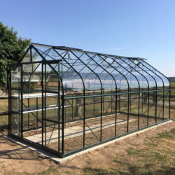 Serre Aloé Diana 14,40m² en aluminium laqué vert et verre trempé 3mm + embase incluse - Natura Lams