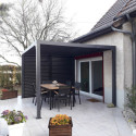 Pergola bioclimatique aluminium anthracite 10,80m² toit avec lames ovales aluminium + ventelles latérales pour côté 3m – HABRITA