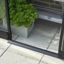 Serre de jardin adossée 0,8m² noire en verre trempé Qube - Halls