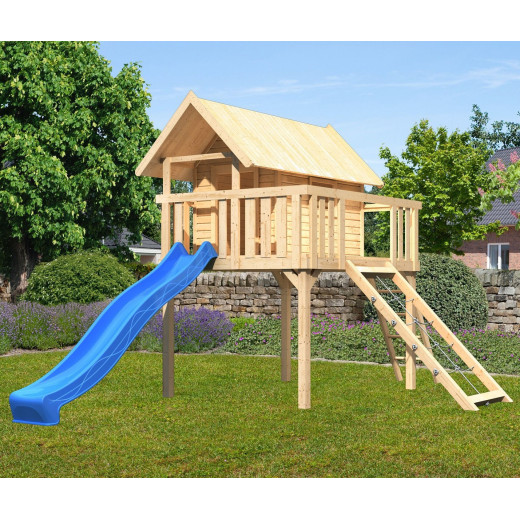 Cabane Fidel en bois brut - toboggan bleu - échelle de cordes - Akubi