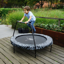 Trampoline sur pieds Tiggy - noir/gris - avec barre - Exit Toys