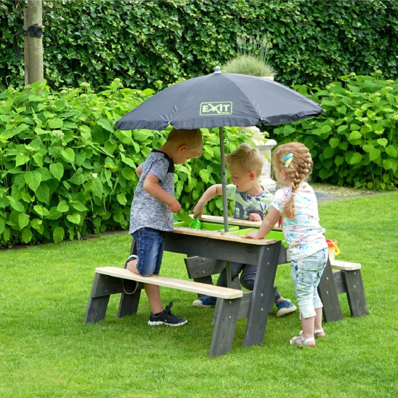 Table de jeux en bois avec 2 bancs, parasol et outils - Exit Toys